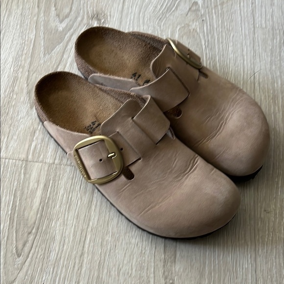 Birkenstock Big Buckle Boston Clogs - Picture 2 of 5
